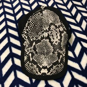 H&M cap